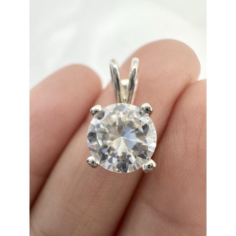 925 Sterling Silver 7mm Solitaire CZ Pendant